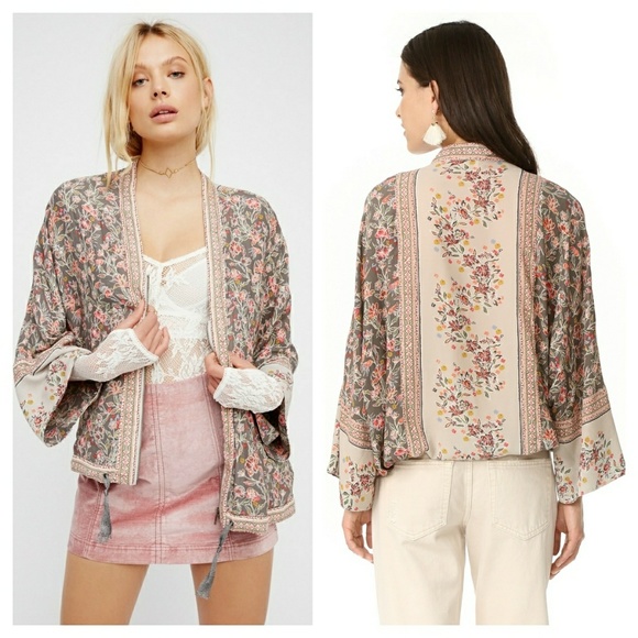 Free People Jackets & Blazers - Free People Wildflower Cinched Kimono EUC